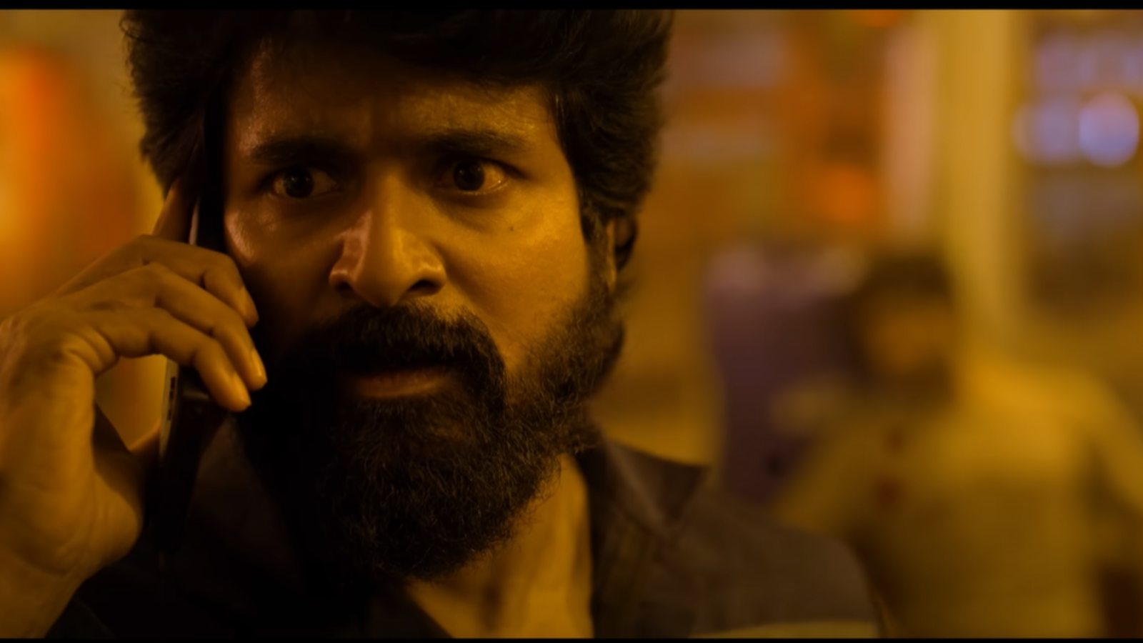 Madharaasi box office collection day 1: मुरुगादॉस, शिवकार्तिकेयन ने बागी 4 | “(Photo: YouTube Screengrab/Junglee Music Tamil | Murugadoss, Sivakarthikeyan, Anirudh)”