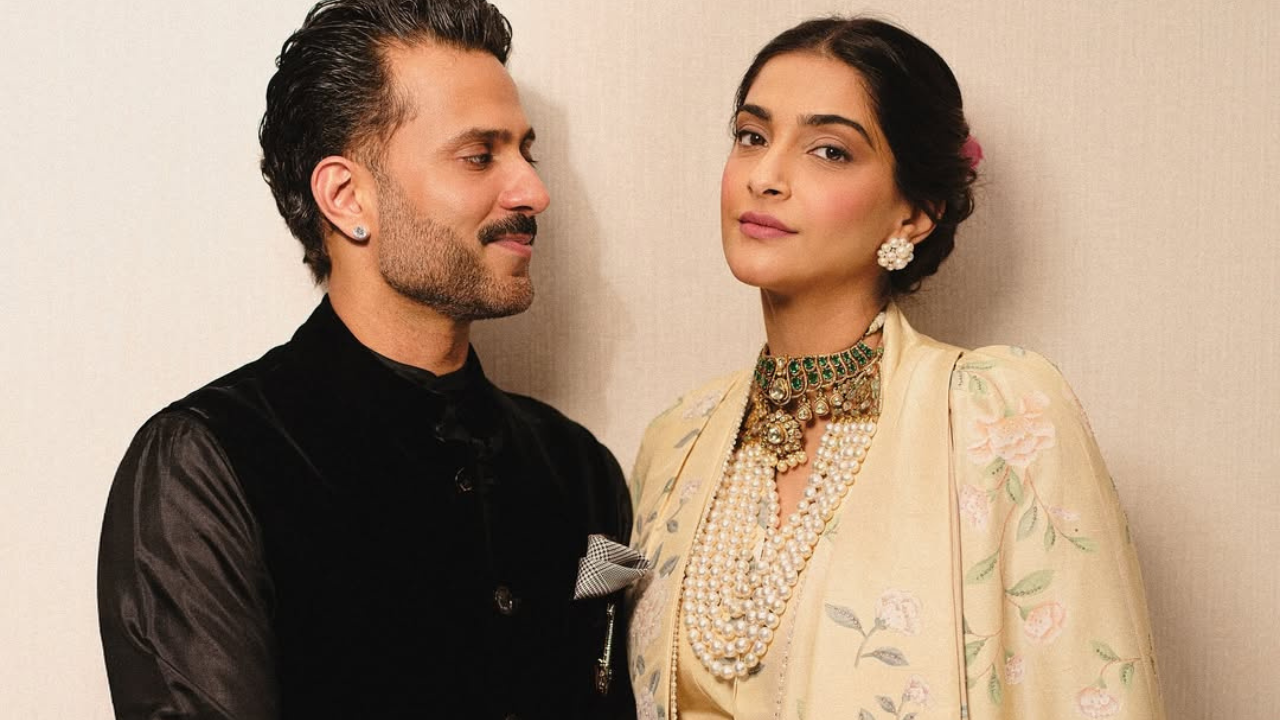 "Image Courtesy:instagram/@sonamkapoor Sonam Kapoor Bridal Fashion